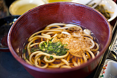 FurryGayFuckXXX动漫：神秘世界少年冒险，画风独特引热议-3